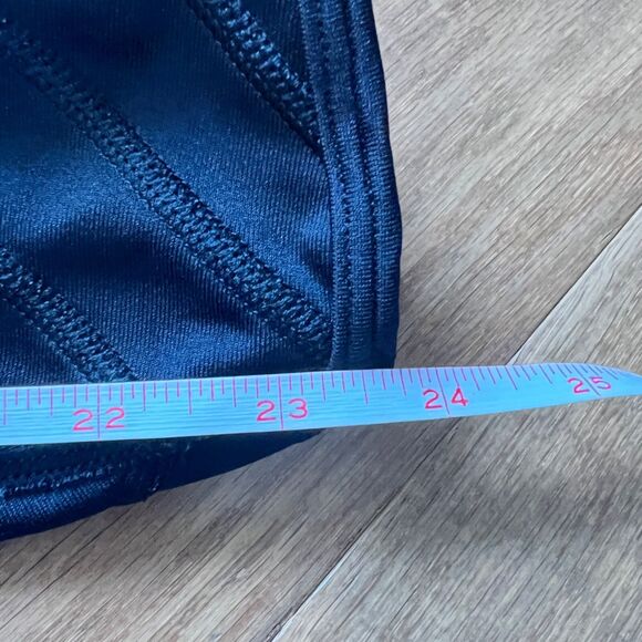 Under Armour HeatGear Ankle Leggings Women's XL Black Compression Cutout Detail - Picture 9 of 10